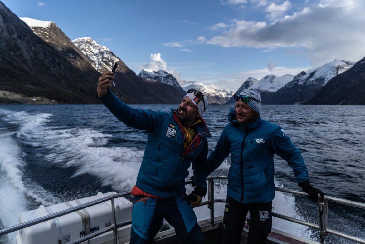 Norwegia Alpy Sunmorksie - obóz splitboardowy